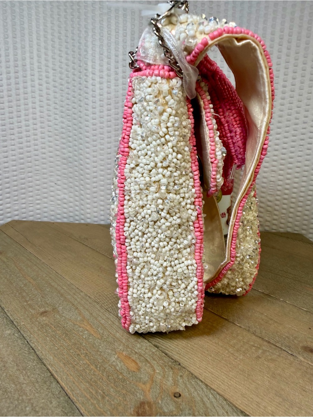 Viral Beaded Flamingo Bag w/Flamingo Bag Charm!! - Picture 4 of 9